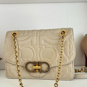 FERRAGAMO QUILTED FLAP BAG